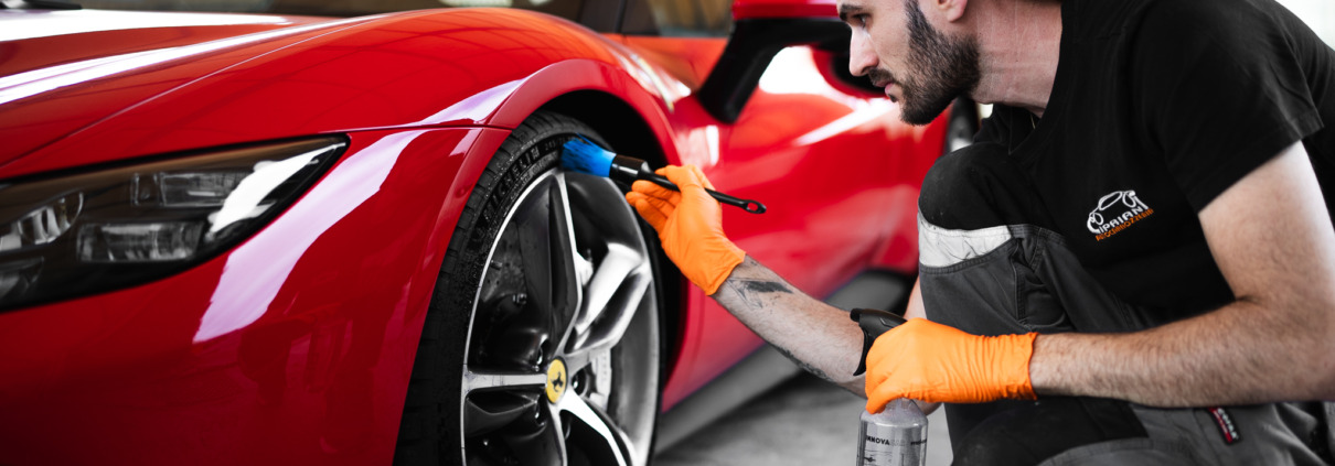Ferrari 296 GTB dopo soft detailing e lucidatura professionale
